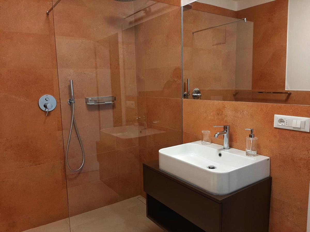 Apartment Lazzeri Dobbiaco Eksteriør billede
